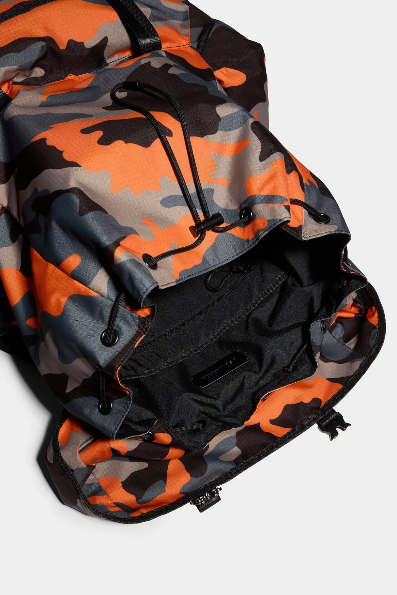 Ceresio 9 Camo Big Backpack
