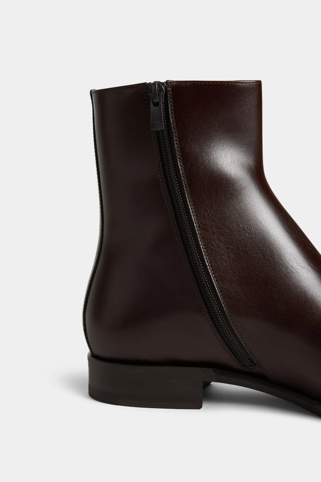 D2 Classic Ankle Boots