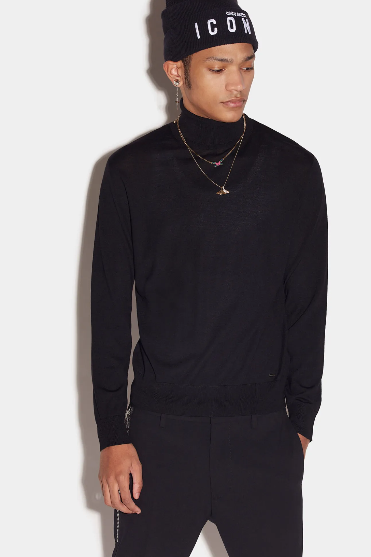 D2 Turtleneck Pullover