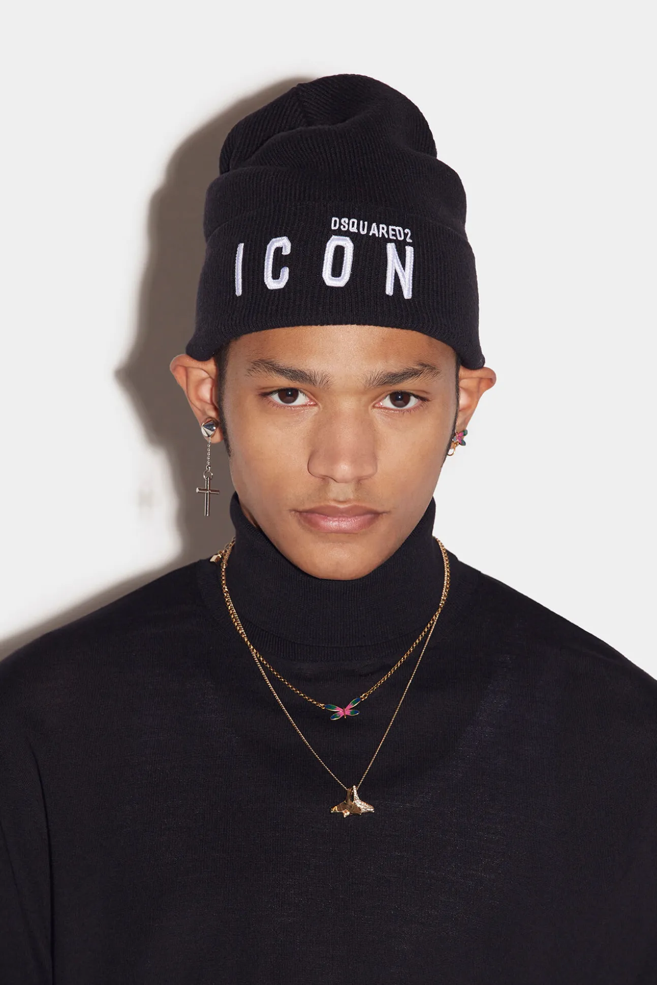 D2 Turtleneck Pullover