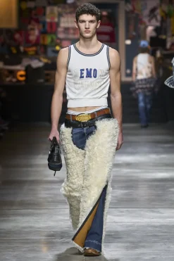 Dark Easy Wash Bob Jeans